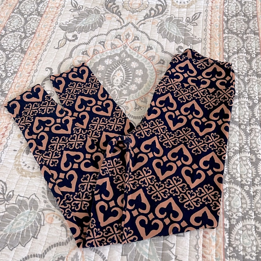 LulaRoe Leggings - all $5 items are 3/$10!